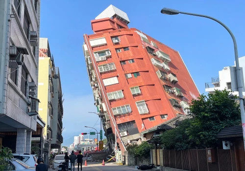 Strongest Earthquake in 25 Years Hits Taiwan