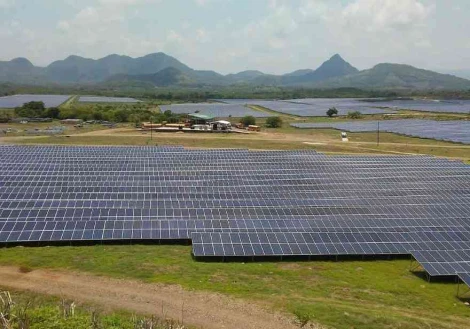 300 MW Solar Deal Approved Between Adani Green and SECI