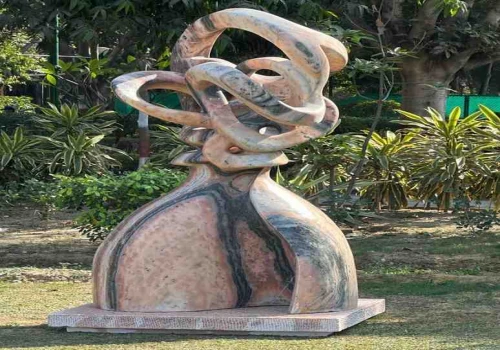 Neeraj Gupta’s Breakthrough Year: Artistic Mastery and Market Success in 2025