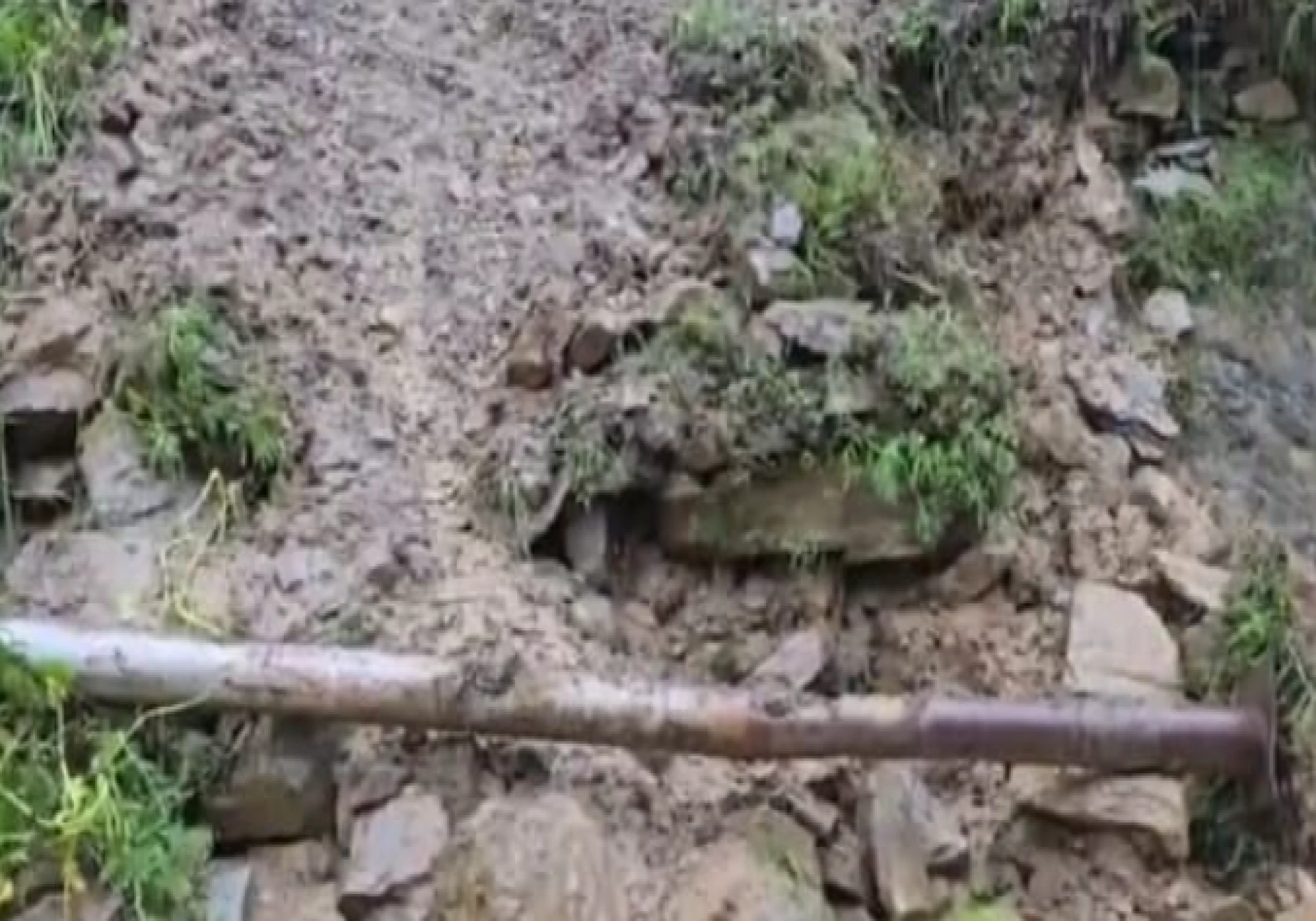 Landslides Block Roads, Rivers Flow Close to Danger Mark; Doda Severely Hit Landslides Block Roads, Rivers Flow Close to Danger Mark; Doda Severely Hit