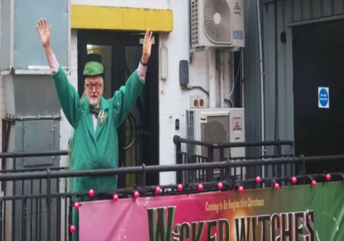 Jeremy Corbyn to Make Cameo in Drag Pantomime Jeremy Corbyn to Make Cameo in Drag Pantomime