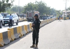 Car Explodes Outside District Court in Islamabad, 8 Injured