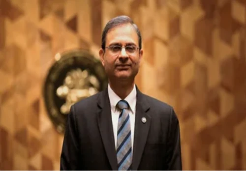 RBI cuts repo rate by 25 bps to 5.25% amid rupee slump