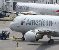 American Airlines Takes Flight Despite Q1 Loss, Exceeds Q2 Estimates