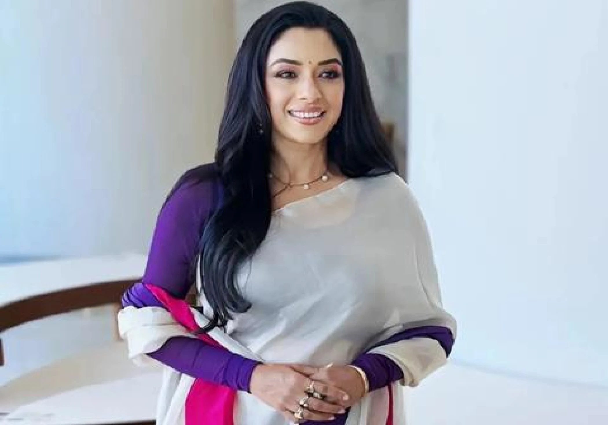 Anupamaa Star Rupali Ganguly Files Rs 50 Crore Defamation Suit Against Stepdaughter Esha Verma Over Alleged False Claims Anupamaa Star Rupali Ganguly Files Rs 50 Crore Defamation Suit Against Stepdaughter Esha Verma Over Alleged False Claims