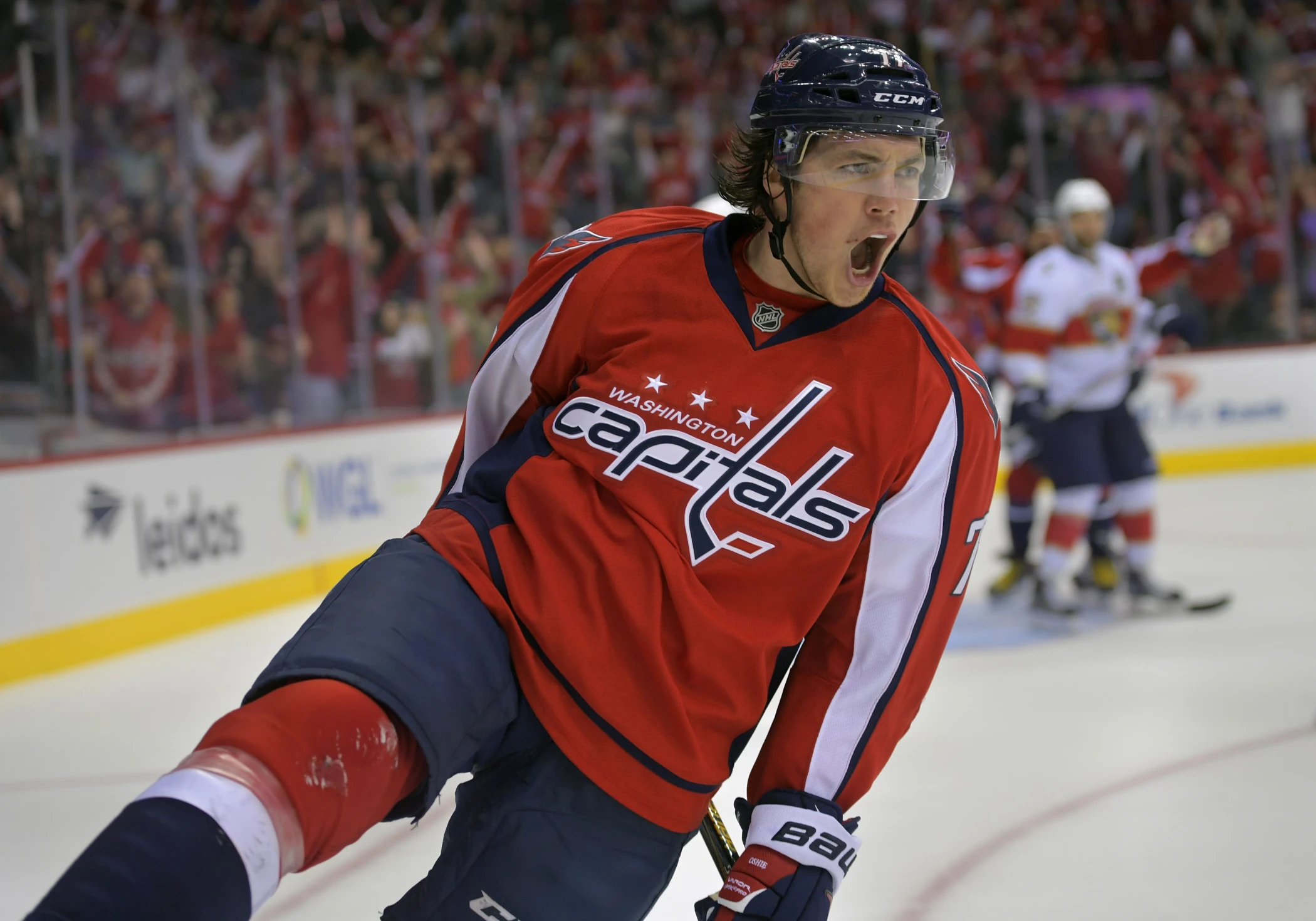 T.J. Oshie, who has played in 1,000 NHL games, rejoins the Capitals and receives recognition. T.J. Oshie, who has played in 1,000 NHL games, rejoins the Capitals and receives recognition.