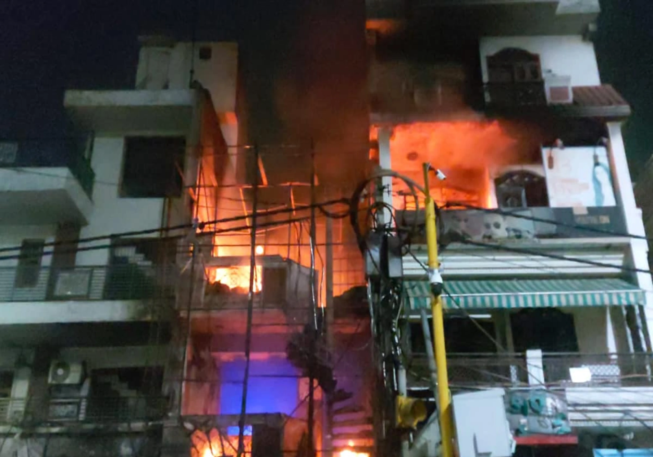 Delhi Fire Tragedy: 7 Newborns Killed in Children's Hospital Blaze Delhi Fire Tragedy: 7 Newborns Killed in Children's Hospital Blaze