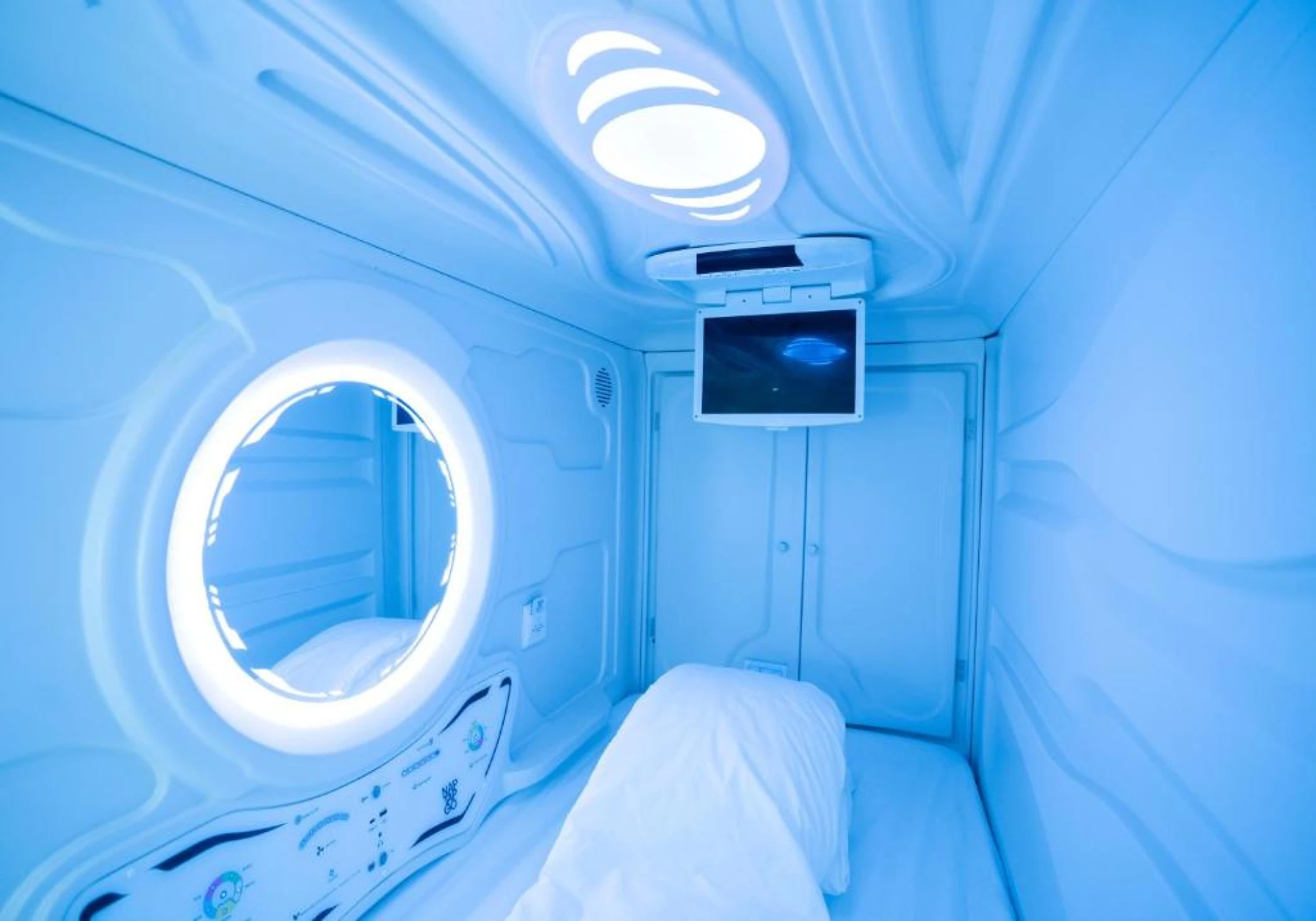 Japanese-Style Pod Hotel Opens in Noida: 12-Hour Stays at ₹1,000 Japanese-Style Pod Hotel Opens in Noida: 12-Hour Stays at ₹1,000