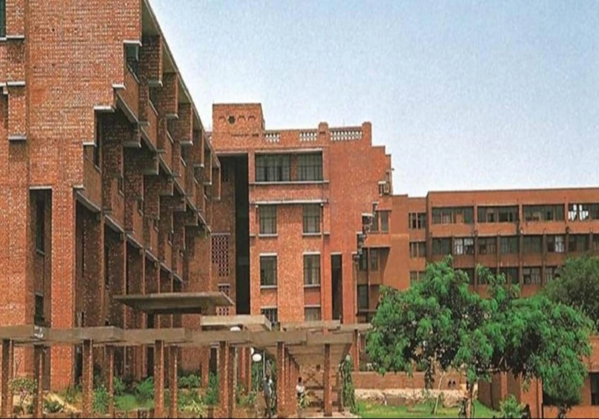 JNU urges students to maintain peace over CAA The Jawaharlal Nehru University (JNU) JNU urges students to maintain peace over CAA The Jawaharlal Nehru University (JNU)