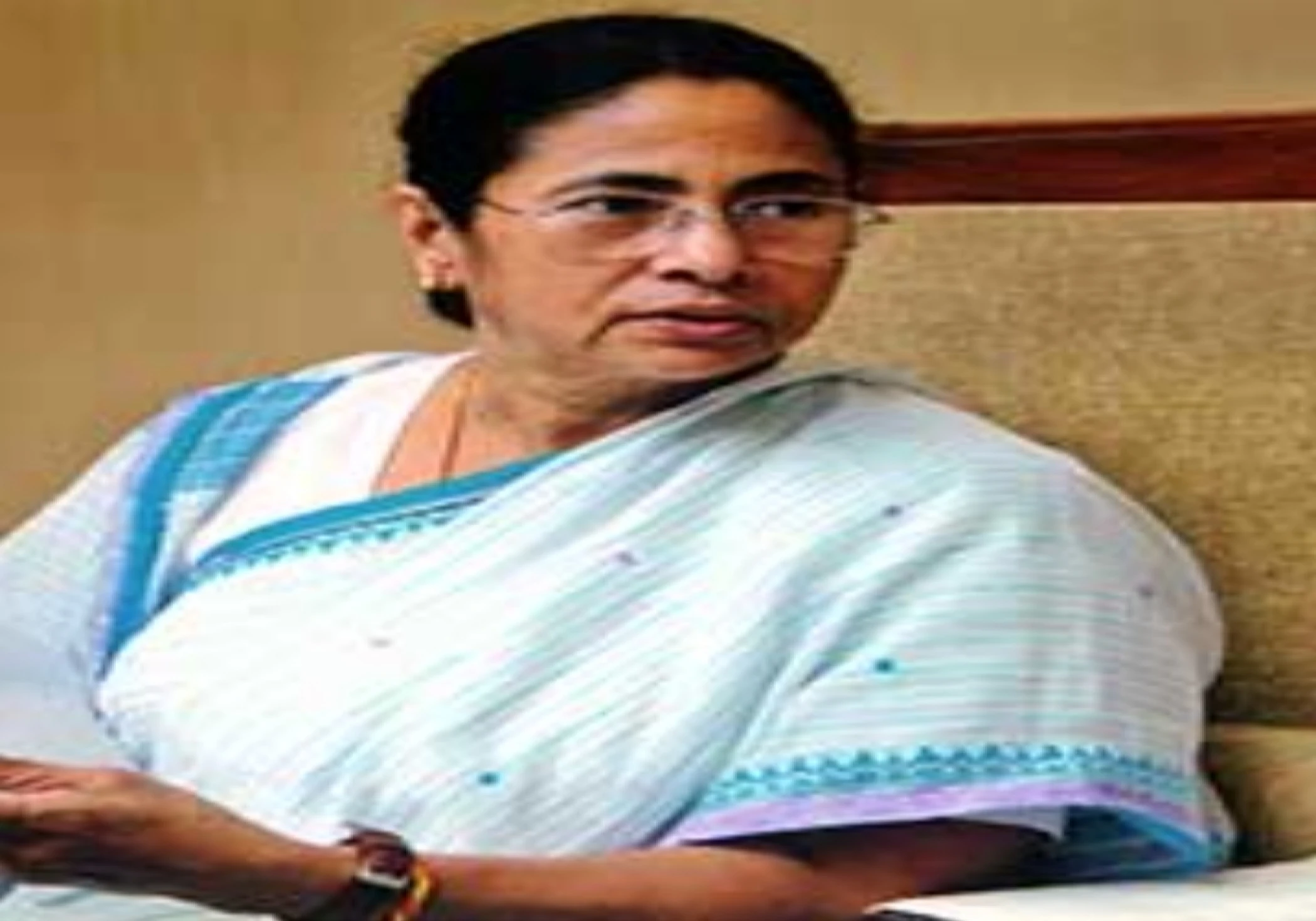 Mamata Banerjee Announces Salary Hike for Bengal Government Doctors, Extends Private Practice Limit Mamata Banerjee Announces Salary Hike for Bengal Government Doctors, Extends Private Practice Limit