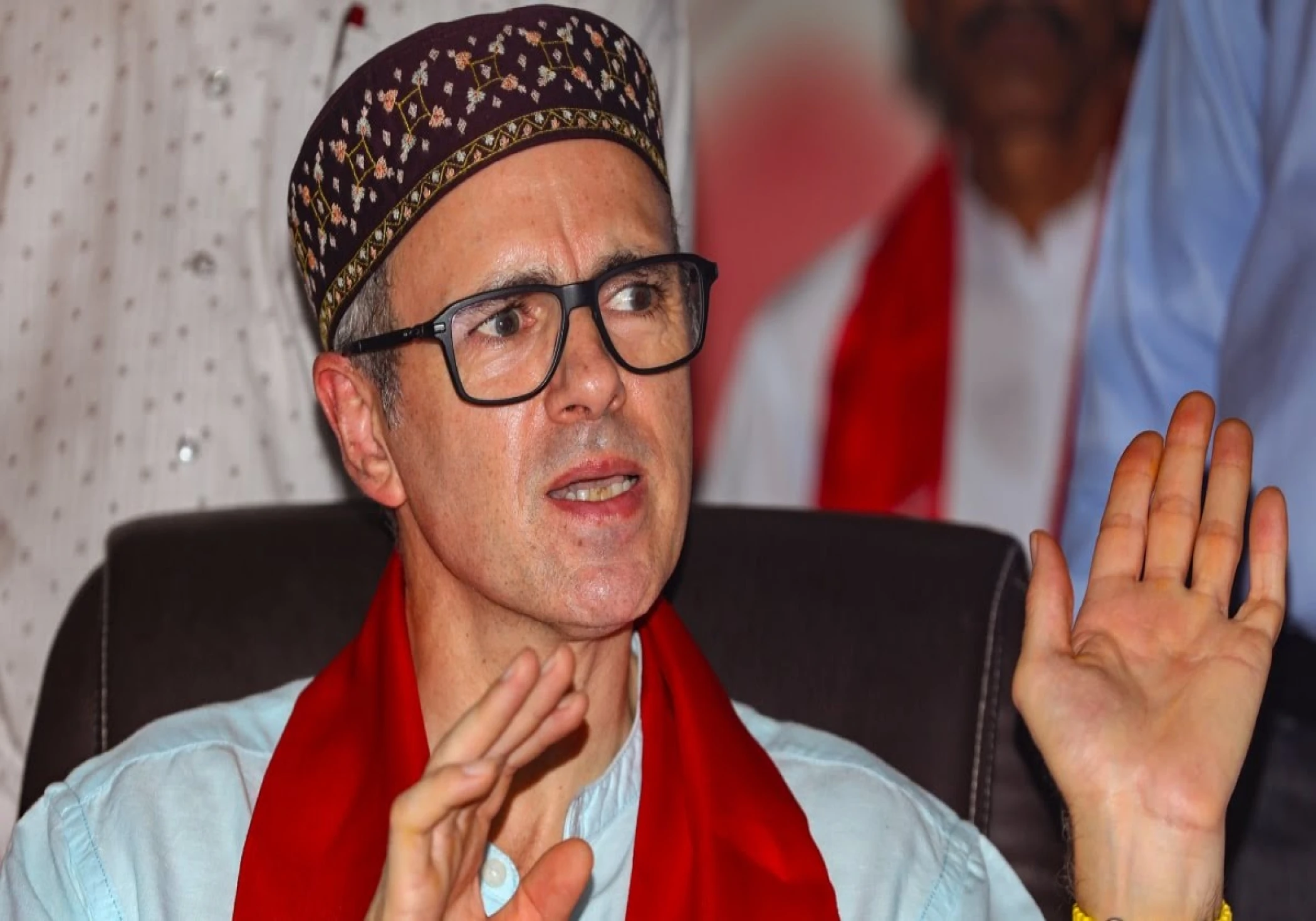 Omar Abdullah on PM Modi's go to to Kashmir, said- no person will come on their very own Omar Abdullah on PM Modi's go to to Kashmir, said- no person will come on their very own