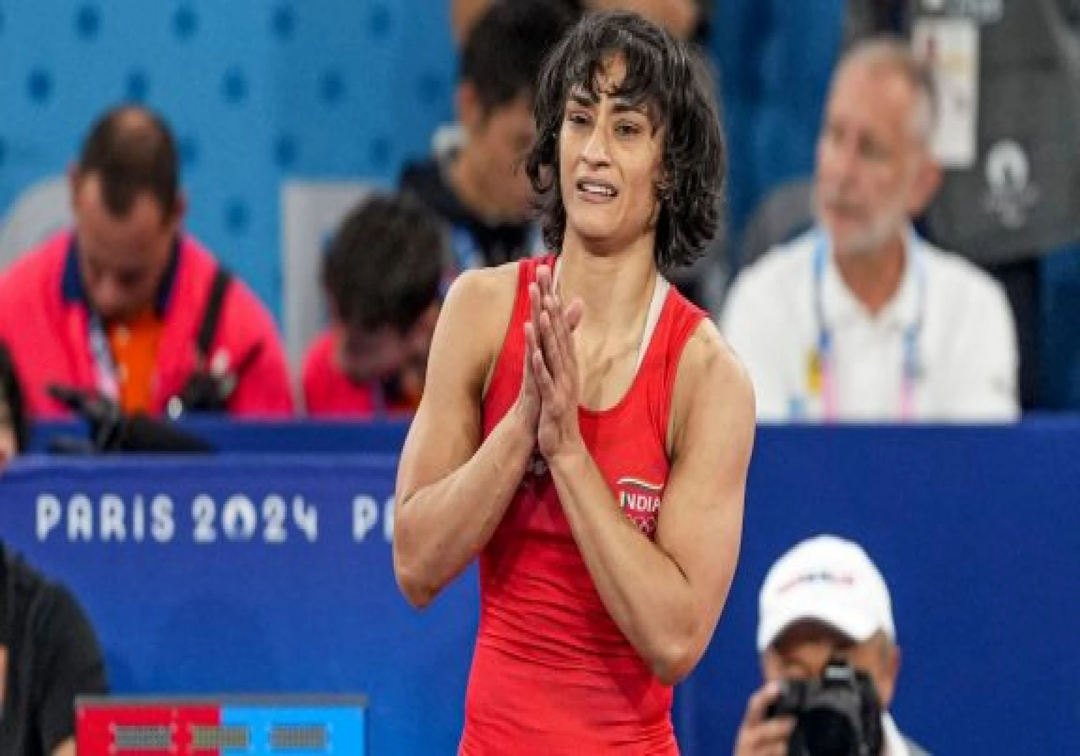 Vinesh Phogat Announces Retirement from Wrestling After Disqualification from Paris Olympics Vinesh Phogat Announces Retirement from Wrestling After Disqualification from Paris Olympics