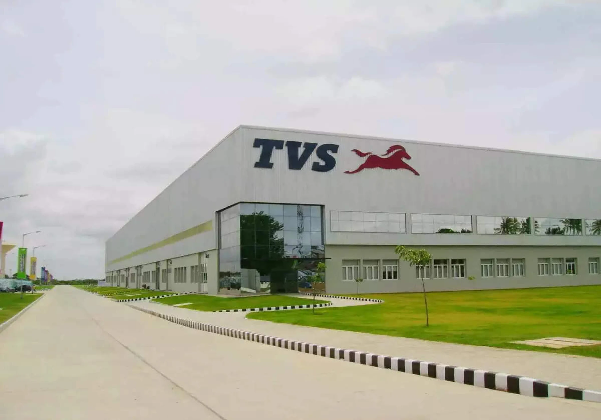 Tussle Avoided: TVS Chairman's Family Inks Pact to Safeguard Business and Trademarks Tussle Avoided: TVS Chairman's Family Inks Pact to Safeguard Business and Trademarks